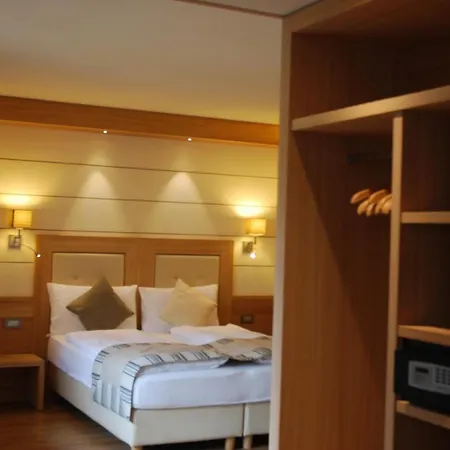 Bondi Bed & Breakfast 3*